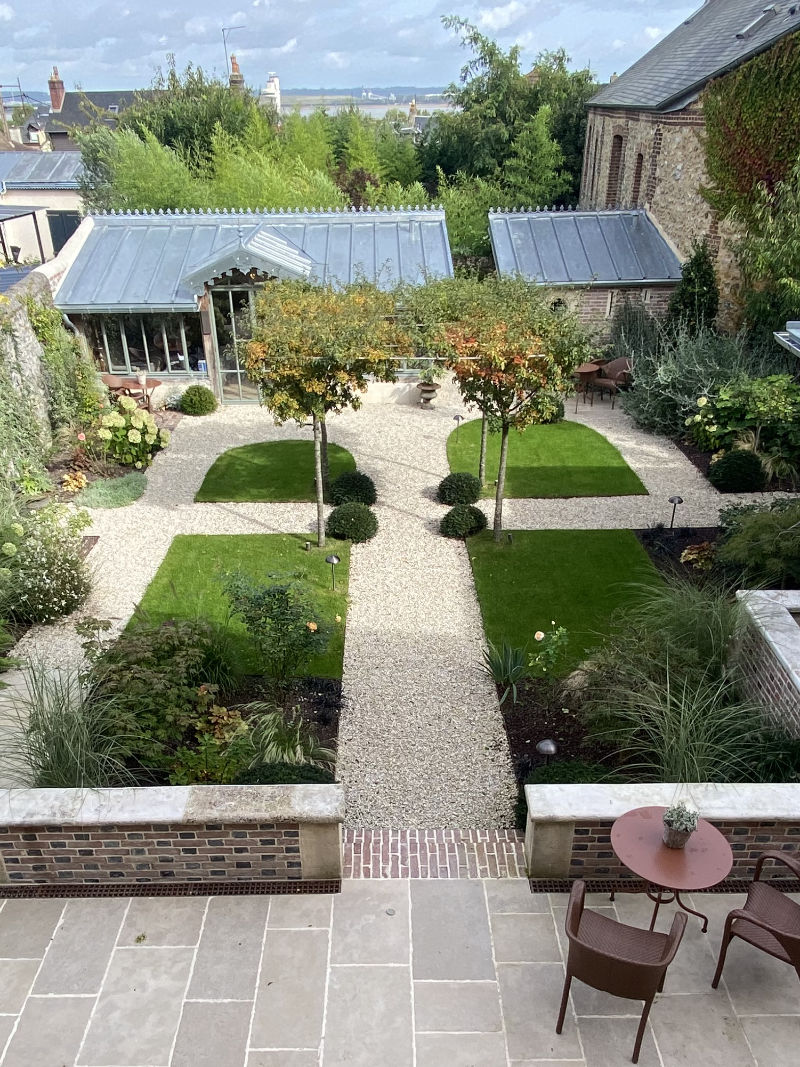 Jardin%20from%20bedroom%20OCT%2023%20portrait%201